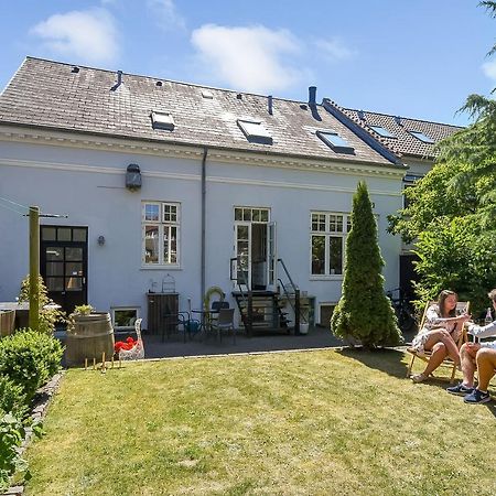 Sweethome Guesthouse Есб'єрг Екстер'єр фото