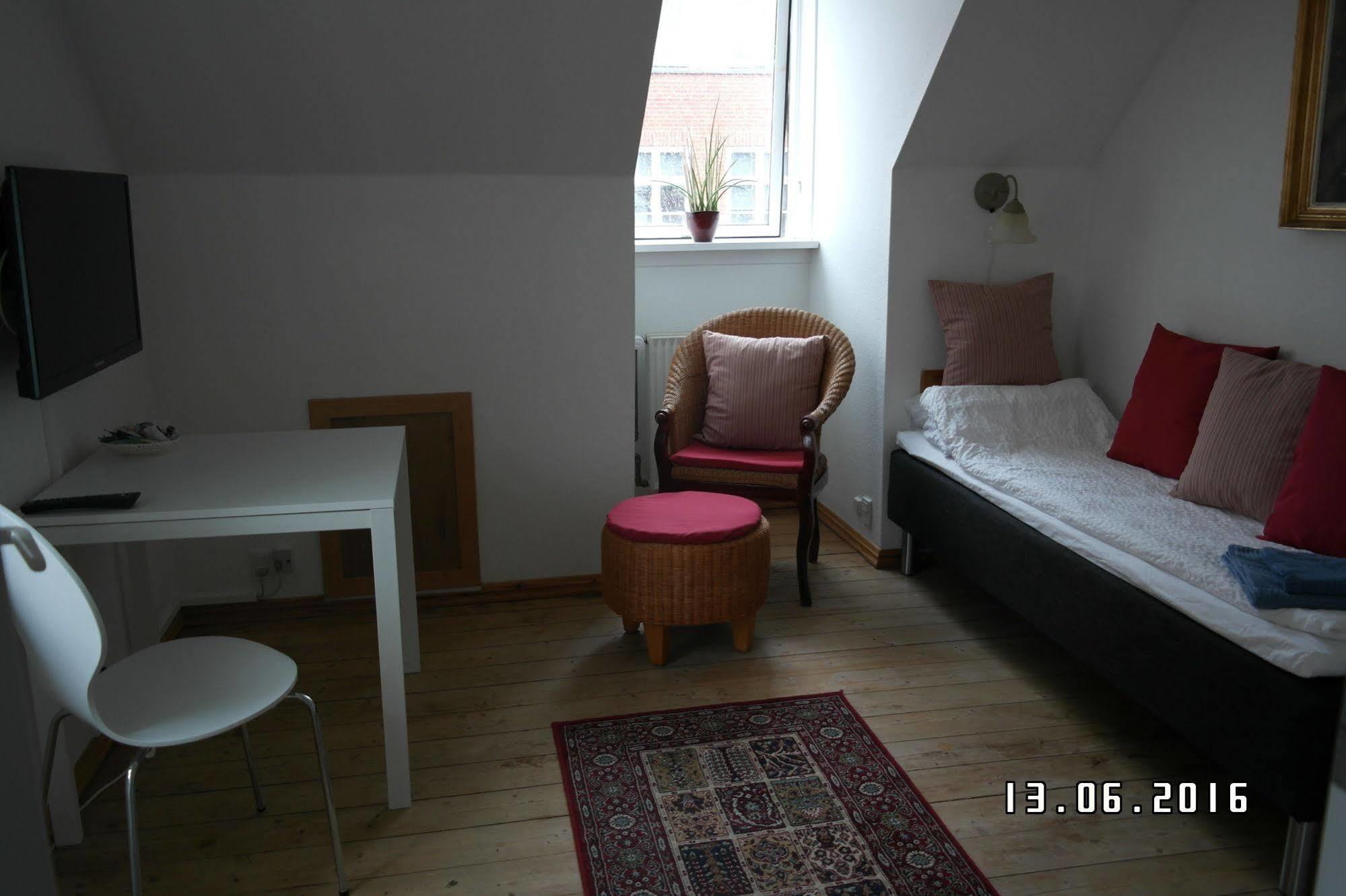 Sweethome Guesthouse Есб'єрг Екстер'єр фото