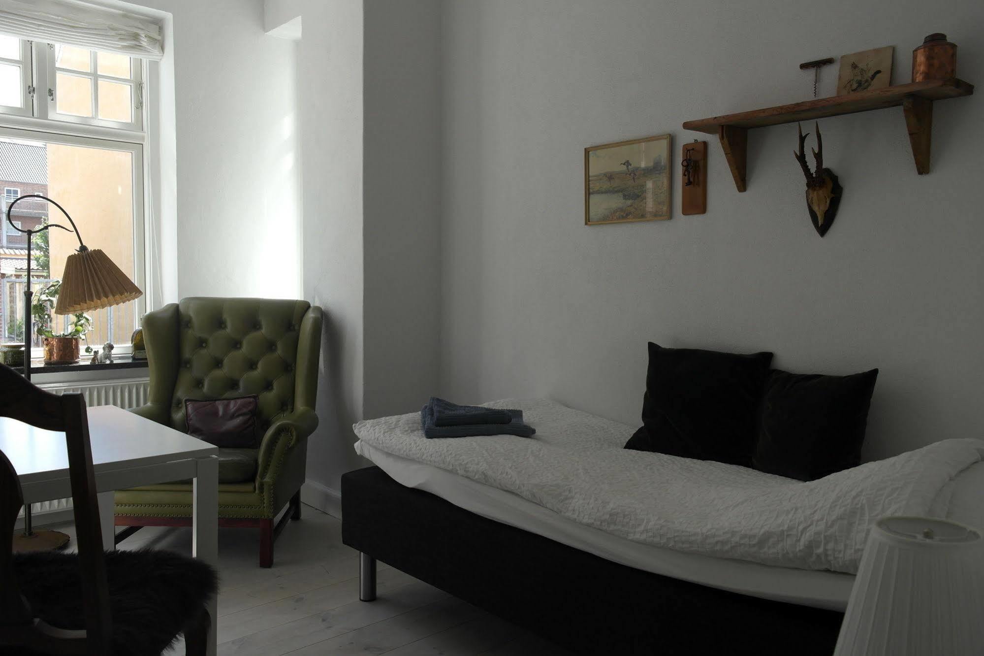 Sweethome Guesthouse Есб'єрг Екстер'єр фото